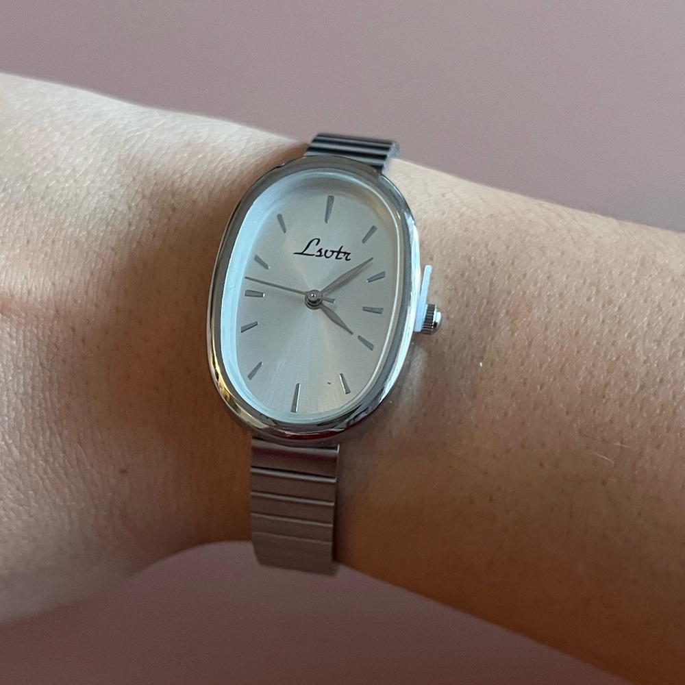 LSUTR Silver Stainless Steel Watch ⌚✨
